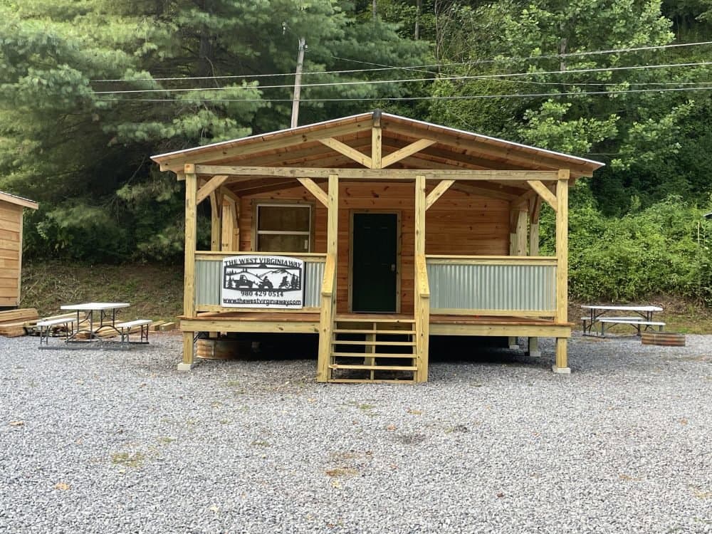 The Outlaws Hideaway Cabin 2
